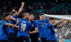 九游娱乐-意大利队在欧预赛中面对挑战