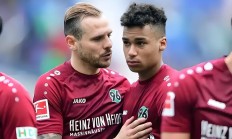 九游游戏-包含汉诺威96客场3-1击败凯泽斯劳滕，取得重要三分的词条