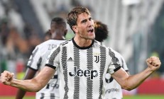 九游中国-包含尤文图斯连胜，冠军形势一片大好的词条