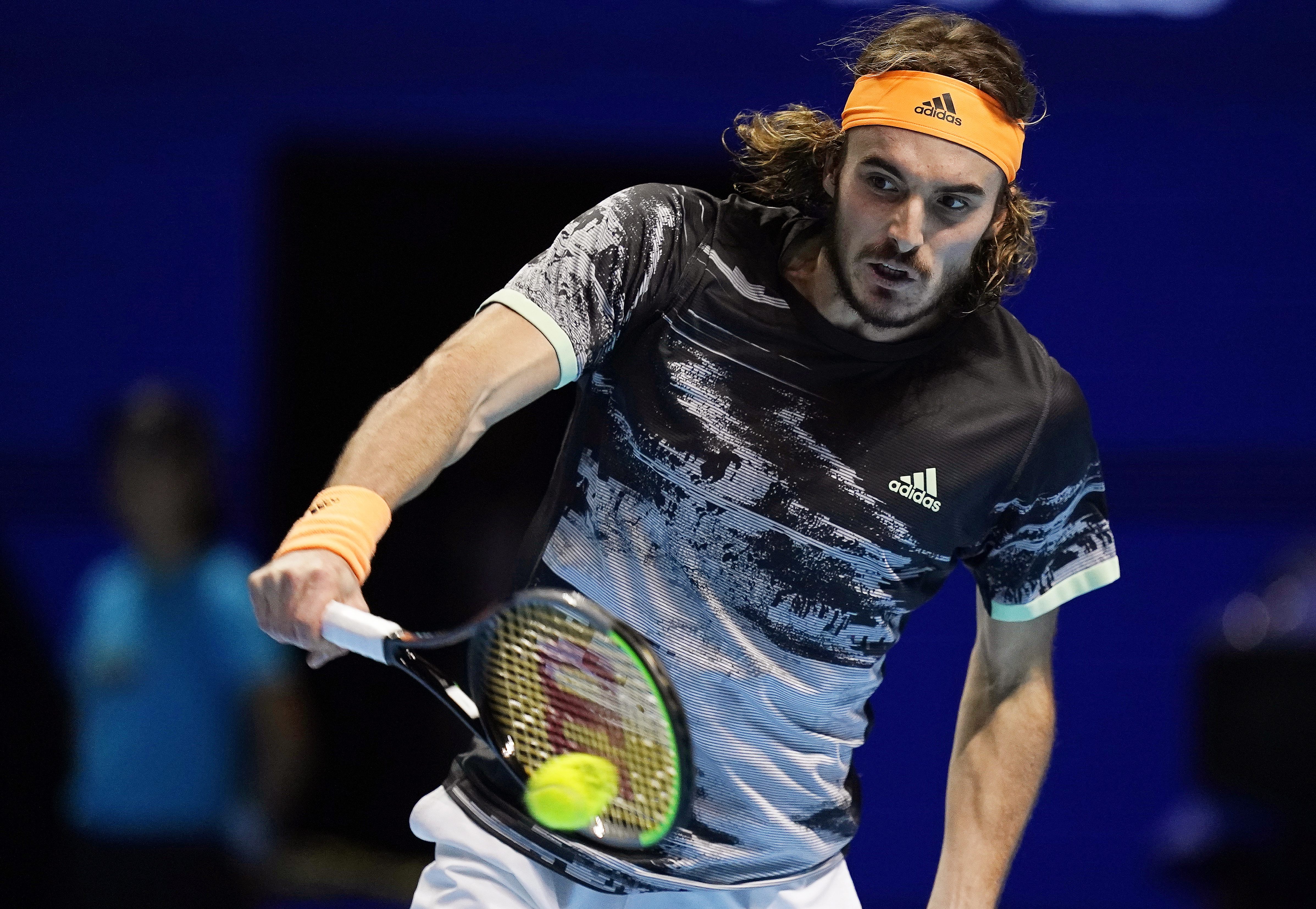 世界网球队翻盘德国网球队,西西帕斯绝境逆转 世界网球队翻盘德国网球队,西西帕斯绝境逆转