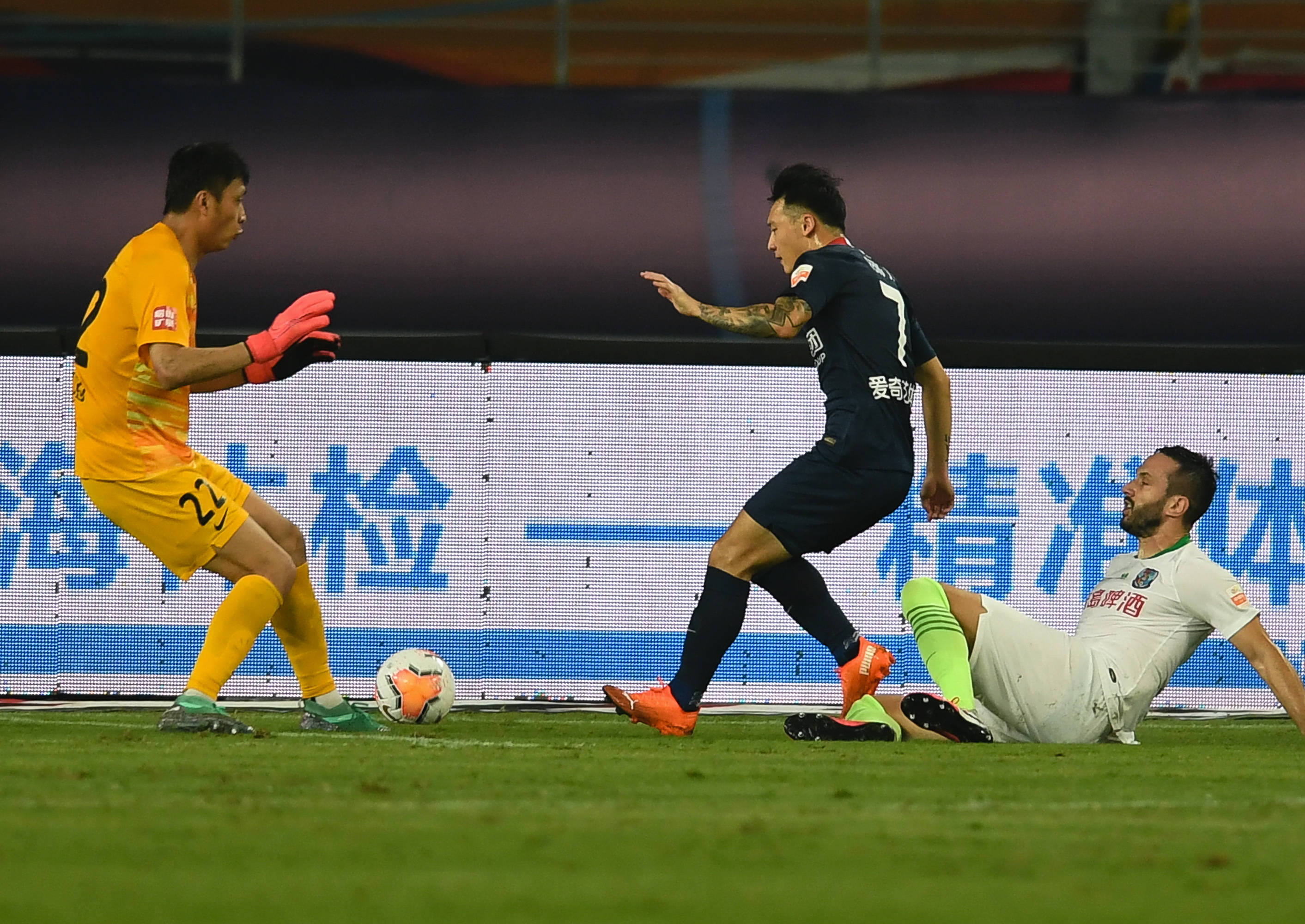 江苏明日将在客场对阵青岛队 江苏明日将在客场对阵青岛队