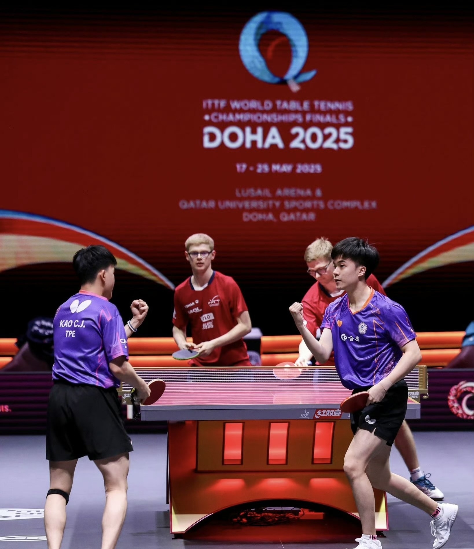 关于英国乒乓球队绝地反击日本乒乓球队，奥恰洛夫统治全场的信息