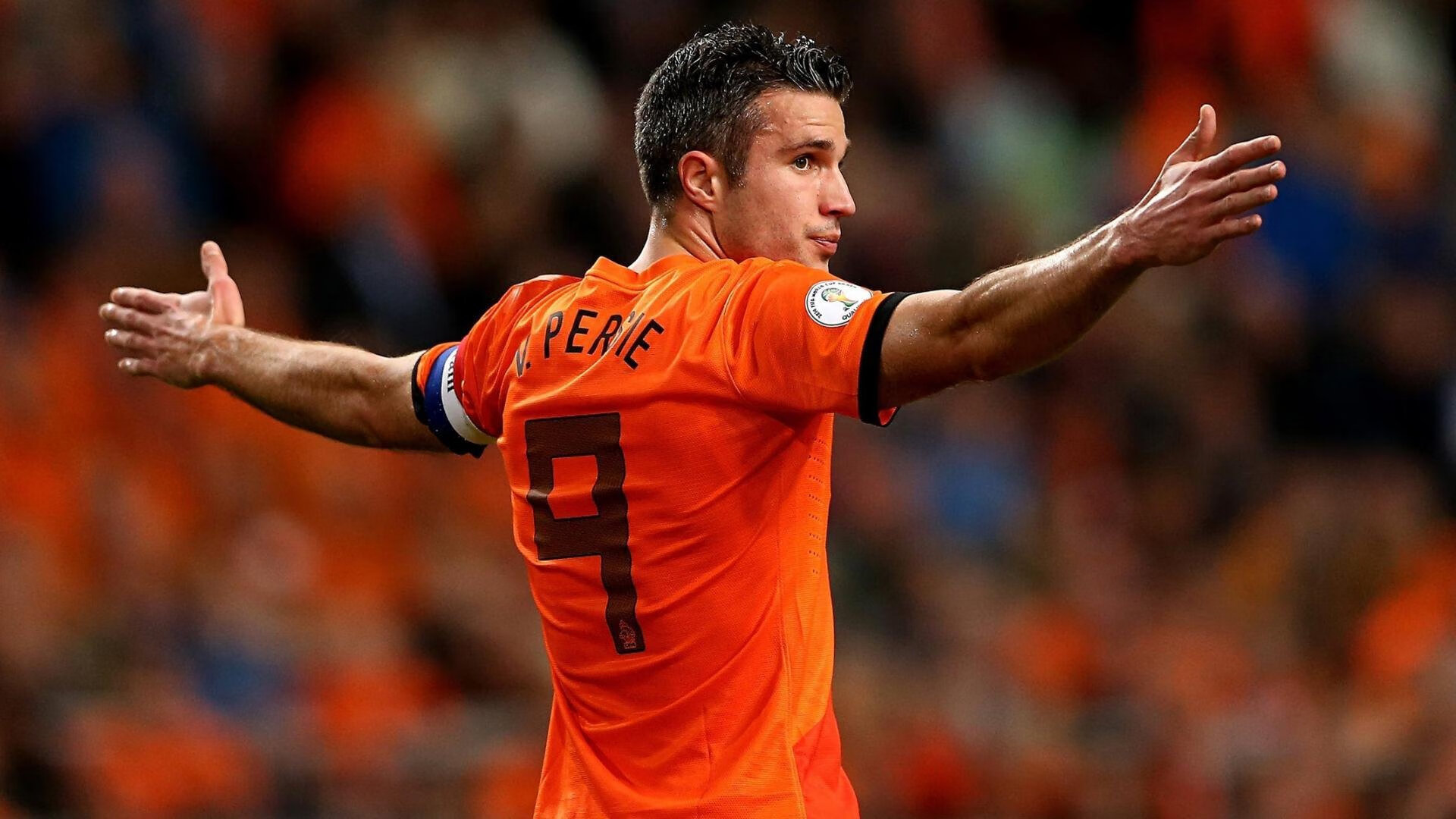 压力下的蜕变，本泽马破茧成蝶，丹麦铁骑碾过加拿大