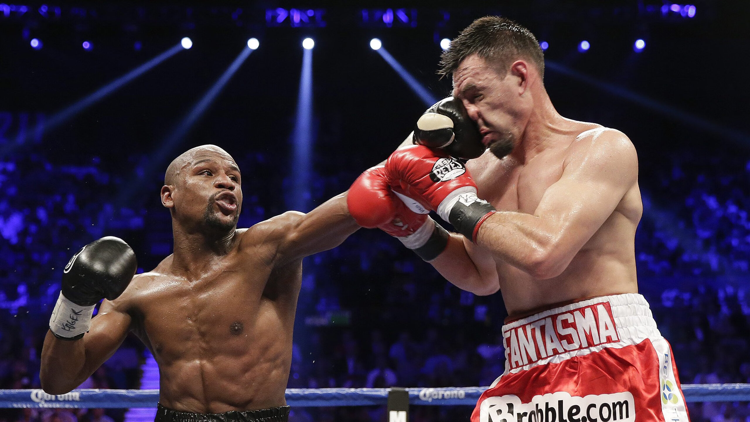 杜兰特末节狂飙难救主,凯尔特人极限绝杀独行侠演绎团队篮球真谛